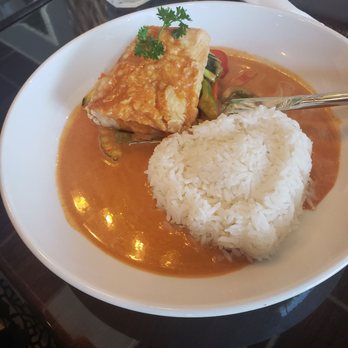 Pop Thai Restaurant - Salmon in red curry - Thai Near Me - Orlando, Florida