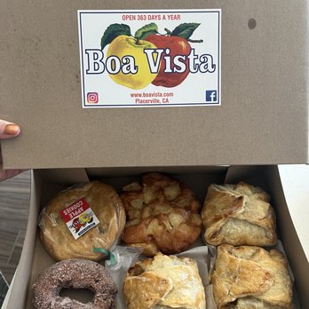 Boa Vista Orchards - Apple pastries - Fruits & Veggies Near Me - Placerville, California Boa Vista Orchards - Apple pastries - Fruits & Veggies Near Me - Placerville, California