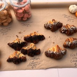 Bobbi & Brie - Macarons and dipped croissants