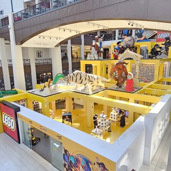 Lego - Toy Stores Near Me - Bloomington, Minnesota