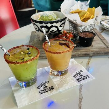 Kalaveras - Guacamole - Cocktail Bars Near Me - Covina, California