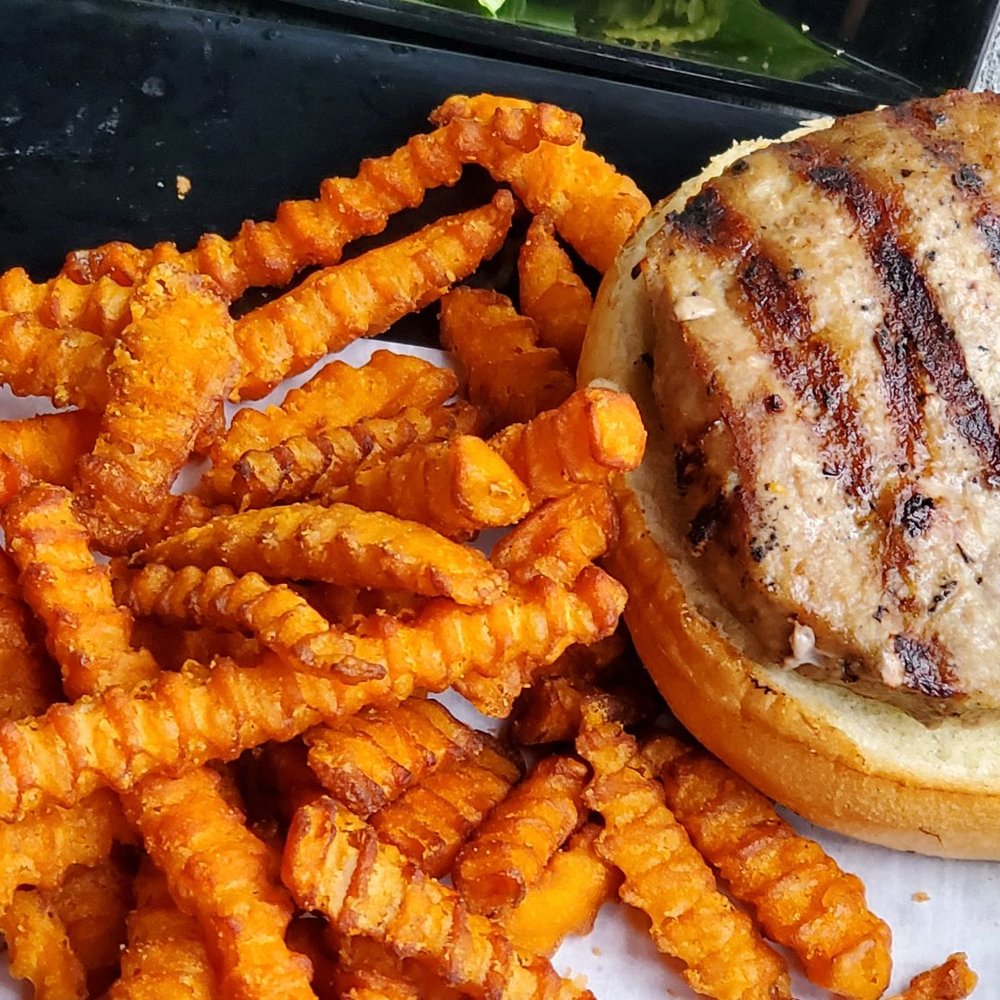 Paddy Mac's - Turkey hamburger with sweet potatoes fries - Irish Near Me - Chicago, Illinois Paddy Mac's - Turkey hamburger with sweet potatoes fries - Irish Near Me - Chicago, Illinois