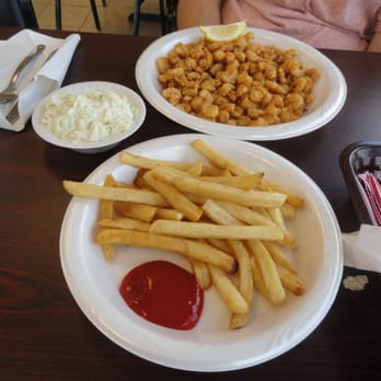 Castaway Grill - "Calabash Shrimp" with fries and coleslaw, Castaway Grille, Ocean Isle Beach, NC, mushy breading, popcorn-size, slaw flavorless. - American Near Me - Ocean Isle Beach, North Carolina Castaway Grill - "Calabash Shrimp" with fries and coleslaw, Castaway Grille, Ocean Isle Beach, NC, mushy breading, popcorn-size, slaw flavorless. - American Near Me - Ocean Isle Beach, North Carolina