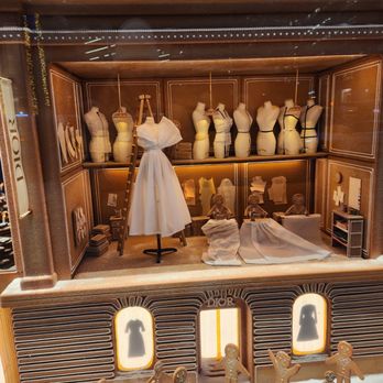 Christian Dior - Jewelry Near Me - New York, New York Christian Dior - Jewelry Near Me - New York, New York