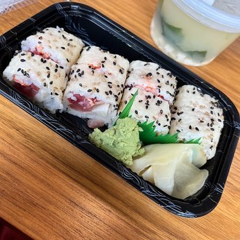 Momiji - Tuna roll - Japanese Near Me - Washington, DC, District of Columbia