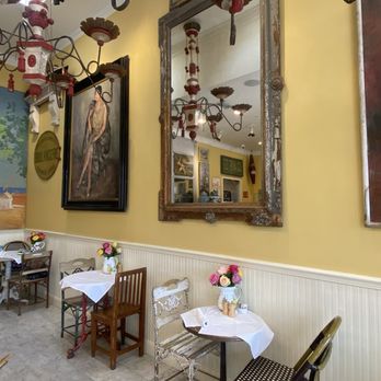 Dolce Isola - Some of the beautiful seating that are very aesthetically, pleasing with the beautiful surrounding of the decor. - Bakeries Near Me - Los Angeles, California