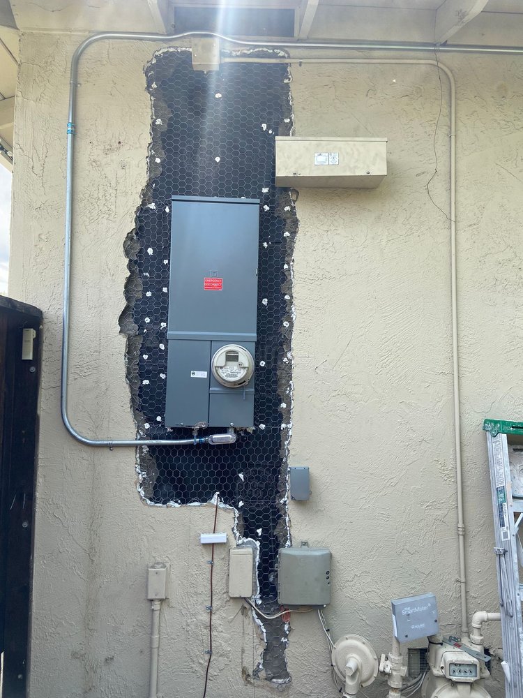 Slide of Ca Electrical Group 24/7