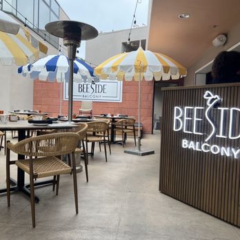 Beeside Balcony - Mediterranean Near Me - LA JOLLA, California