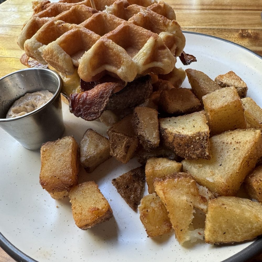 The Stubborn Mule - Waffle burger and home fries - New American Near Me - Orlando, Florida The Stubborn Mule - Waffle burger and home fries - New American Near Me - Orlando, Florida