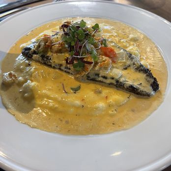 Six & Sky Rooftop Grille - Snapper - Steakhouses Near Me - Roanoke, Virginia