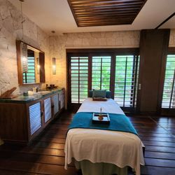 Secrets Akumal Riviera Maya - Massage room
