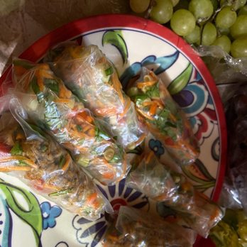Apple Farm - Spring roll - Fruits & Veggies Near Me - Peekskill, New York