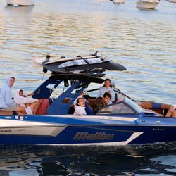 Gold Coast Water Sports - Group of friends out on a boat cruise