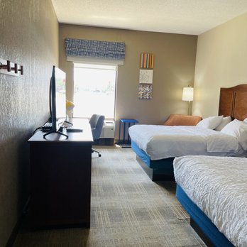 Hampton Inn Carrollton - The Room - Hotels Near Me - Carrollton, Kentucky