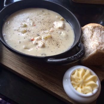 The Auction House - Chowda! - Pubs Near Me - Halifax, Nova Scotia