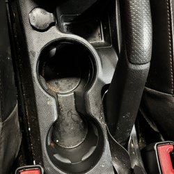 Nifty Car Rental - Ashes and dirt everywhere