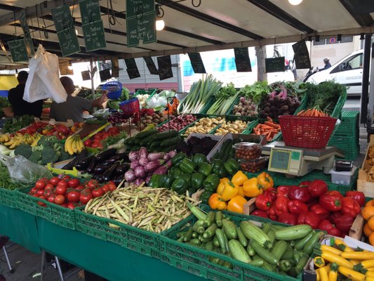 Marché Popincourt by null