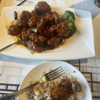 Golden Phoenix - General Tso chicken - Vietnamese Near Me - Oklahoma City, Oklahoma Golden Phoenix - General Tso chicken - Vietnamese Near Me - Oklahoma City, Oklahoma