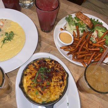 Peaches - Macaroni and Cheese Shrimp Grits Salmon Burger - Southern Near Me - Brooklyn, New York Peaches - Macaroni and Cheese Shrimp Grits Salmon Burger - Southern Near Me - Brooklyn, New York