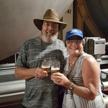 Budweiser Brewery Experience - Beer Tours Near Me - Saint Louis, Missouri