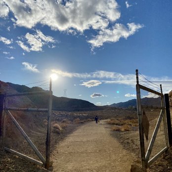 Historic Railroad Trail - The gate on the west side of the Historic Railroad Trail - Hiking Near Me