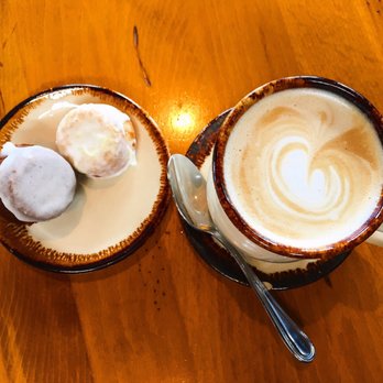 Atwater's - Kenilworth - Latte and my little pumpkin and lemon bites !!! Yumm - Sandwiches Near Me - Towson, Maryland