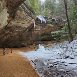 Paws & Unwind - Ash Cave