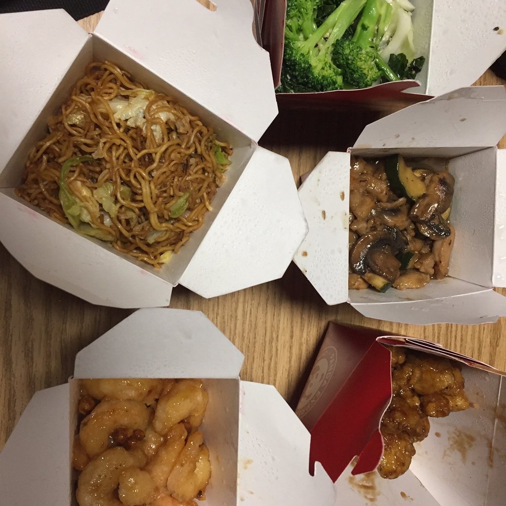 Panda Express - My dinner for $30 fed 4 adults - Chinese Near Me - Waipahu, Hawaii