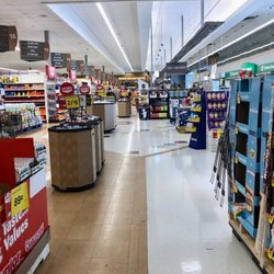 Stop & Shop - Stop & Shop Framingham MA. Older store, but fairly clean and remodeled.