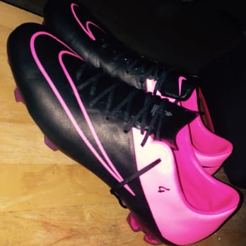 Chicago Soccer - Nike Vapor X Tech Craft Firm Ground Soccer Cleats - Sporting Goods Near Me - Chicago, Illinois