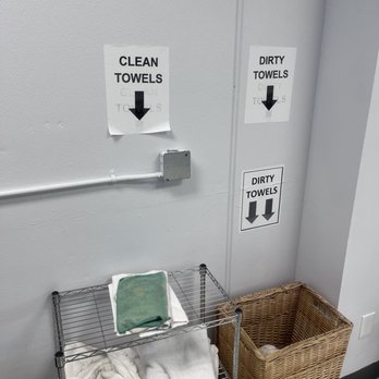 The Laundry Link - To dry your hands - Laundromat Near Me - Marietta, Georgia The Laundry Link - To dry your hands - Laundromat Near Me - Marietta, Georgia
