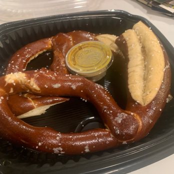 Caston & Main Brew Yard - Brew Cheese Pretzel - New American Near Me - Akron, Ohio Caston & Main Brew Yard - Brew Cheese Pretzel - New American Near Me - Akron, Ohio