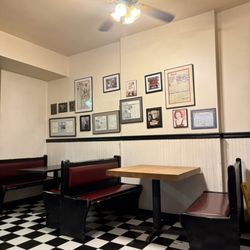 DeFazio's - Restaurant