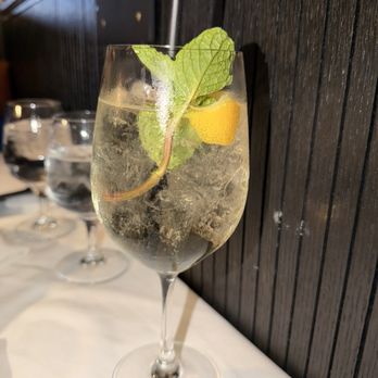 III Forks - Hugo spritz - Steakhouses Near Me - Addison, Texas