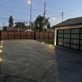 RODO Development - New drive way and very private wood/metal fence - General Contractors Near Me - Woodland Hills, California RODO Development - New drive way and very private wood/metal fence - General Contractors Near Me - Woodland Hills, California