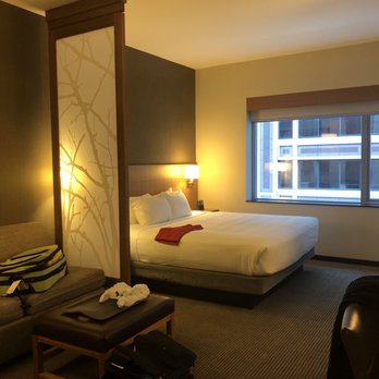 Hyatt Place Chicago/Downtown-The Loop - Hotels Near Me - Chicago, Illinois