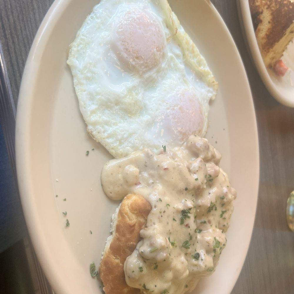 Snooze, an A.M. Eatery - Biscuits & Gravy so delicious! - Breakfast & Brunch Near Me - Alpharetta, Georgia Snooze, an A.M. Eatery - Biscuits & Gravy so delicious! - Breakfast & Brunch Near Me - Alpharetta, Georgia