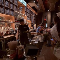 Dante's HiFi - Bar