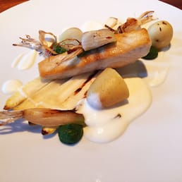 Volt - food, oysters and mussels - German Near Me - Berlin, BE