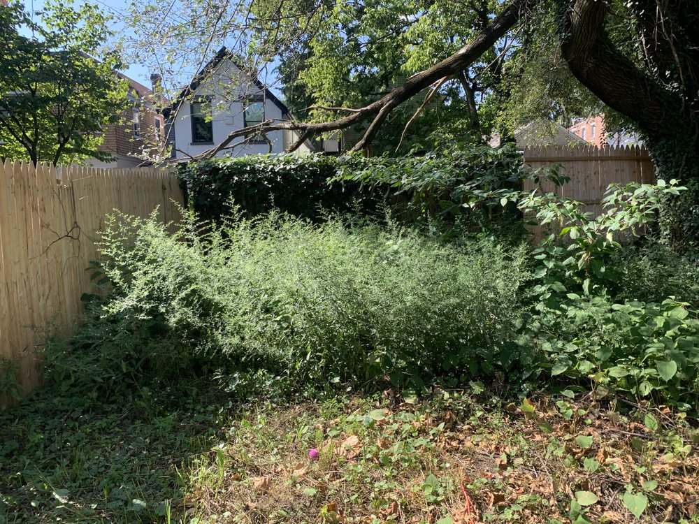 Slide of Centerville Garage Doors