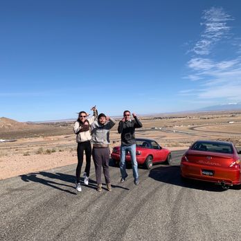 Willow Springs International Raceway - Willow Springs racing school with Extreme Speed Track Events - happiness on Horse Thief Mile. - Race Tracks Near Me - Rosamond, California Willow Springs International Raceway - Willow Springs racing school with Extreme Speed Track Events - happiness on Horse Thief Mile. - Race Tracks Near Me - Rosamond, California