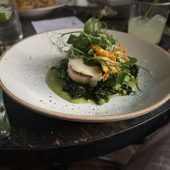 The Raymond 1886 - Scallops - New American Near Me - Pasadena, California The Raymond 1886 - Scallops - New American Near Me - Pasadena, California