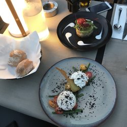 Pearl Beach - Bruschetta & shellfish