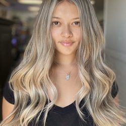 Thao & Hair - Beach blonde balayage