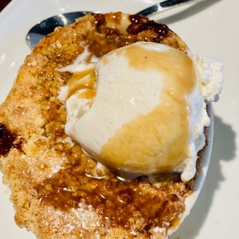 Barrett's Grill - Peach Seasonal Cobbler - New American Near Me - Hunt Valley, Maryland