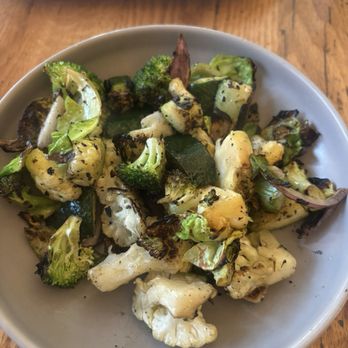 Dando La Brasa - Veggies a la Brasa - Salad Near Me - Miami, Florida