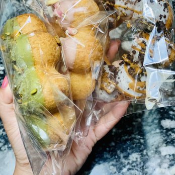 Dochi - Dochi run! - Donuts Near Me - Seattle, Washington