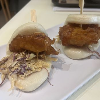 GoPho - My crispy Chicken Bao Buns with chili sauce! Yum!!! - Vietnamese Near Me - Davie, Florida