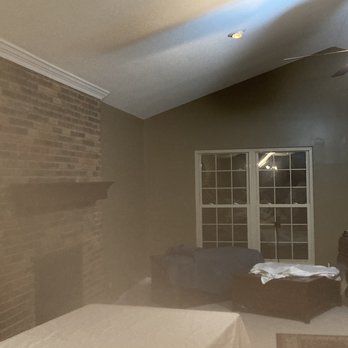 Henry's Painting - Painters Near Me