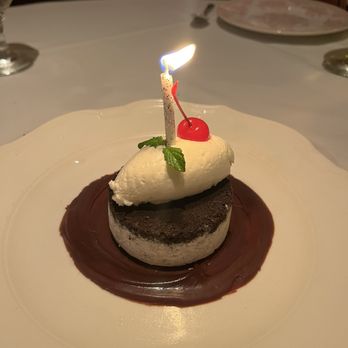 Jack & Harry’s - Birthday Dessert (Oreo Cake) - Seafood Near Me - Dallas, Texas Jack & Harry’s - Birthday Dessert (Oreo Cake) - Seafood Near Me - Dallas, Texas